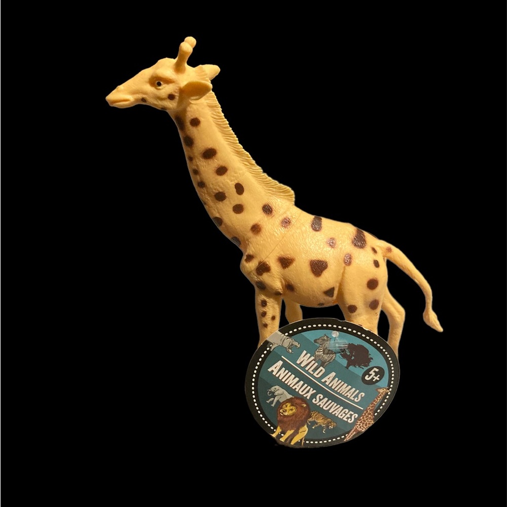 Wild Animals giraffe figurine nwt